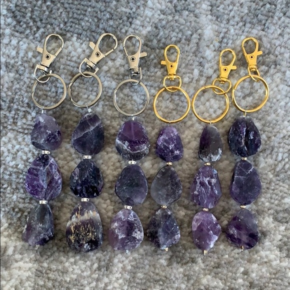 💕HP💕Amethyst stone keychain - Picture 6 of 10